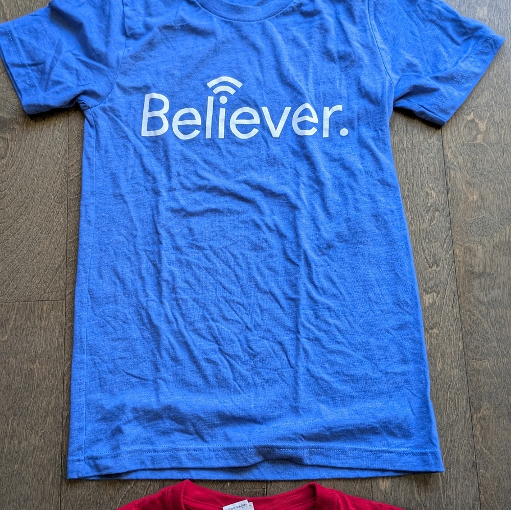 Bundle unisex T-shirt ( NEW)